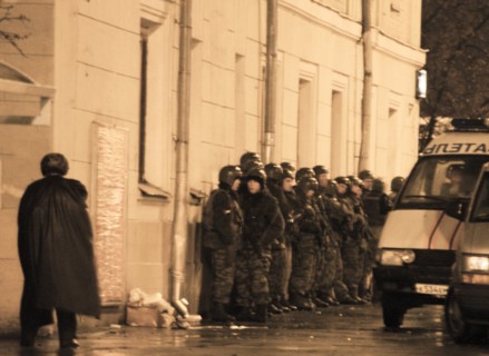moscow, russia, october 26 2002: chechen hostage crisis: a detachment of special forces servicemen before the attack to release hostages held in the moscow theatre centre.