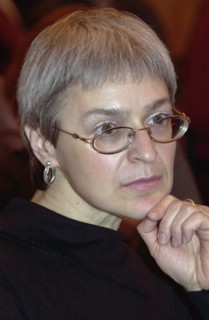 Laureate anna politkovskaya, journalist for the novaya gazeta newspaper, is pictured following the awards ceremony “for journalism as a deed”, the award is named after andrei sakharov.