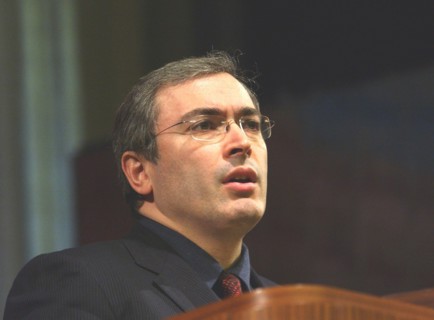 Moscow,russia, december 10, 2002: board chairman of the yukos oil company mikhail khodorkovsky speaking to the participants in the 3rd russian organizations of high social effectiveness seminar on tue...