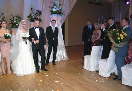 05/02/03 gorbachev's granddaughter getting married.