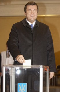 Ukraine election 2004, ukrainian prime minister and presidential hopeful viktor yanukovich casts his ballot at a polling station in kiev during the second round of presidential election on sunday, nov...