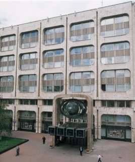Itar-tass headquarters on tverskoy boulevard, moscow, russia, 7/00, completed in 1977, architect: viktor sergevich egerev.