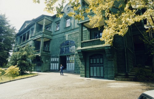 Joseph stalin's former dacha, built in the 1930s on the grounds of the zelenaya roscha sanatorium in the krasnodar region near the black sea.