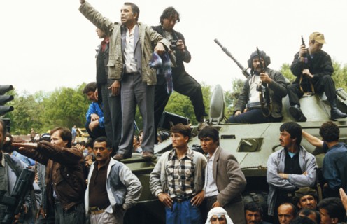 Opposition leader, davlat hudoinazarov, in ozodi square in dushanbe, tajikistan, may 8, 1992.