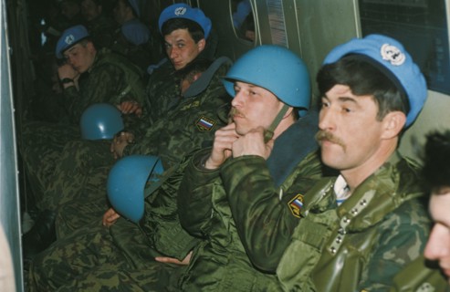 Servicemen of the recent 150 man replenishment to the russian battalion of the united nations forces arriving in sarajevo, bosnia, 1994.
