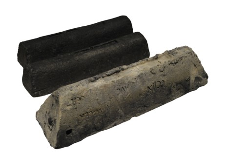 Lead ingot