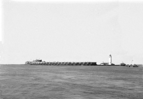 Negative circa 1900