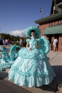 Girl wears gown at Hank Aaron Dedication