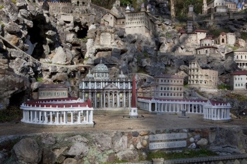 Ave Maria Grotto