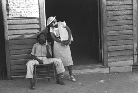 Sidewalk scene, Alabama