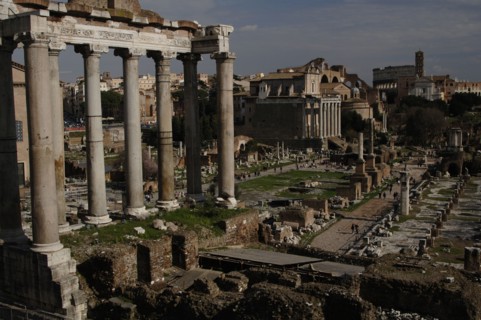 Temple of Saturn. Front porch.