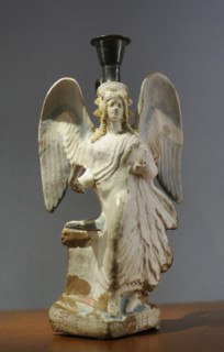 Goddes with crotales.