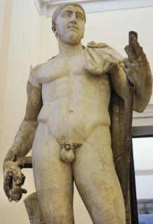 Alexander Severus with idealized body of the Diomedes Cuma-Munich type.