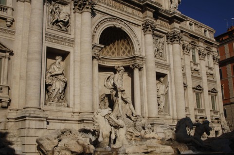 Trevi Fountain.