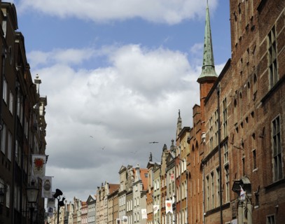 Typical buildings in Dluga Street.