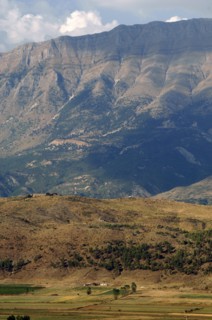 Lunxheria mountains.
