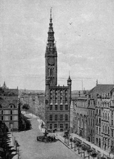 Langemarkt and City Hall of Gdansk