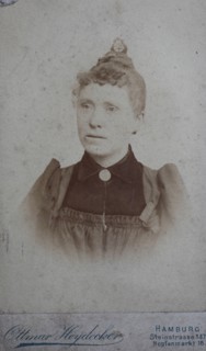 Frau