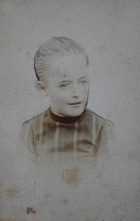 Frau