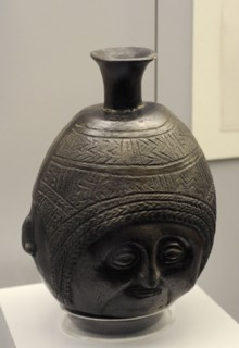 Head shaped vessel