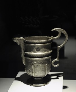 Jarro de pico, pointed spout