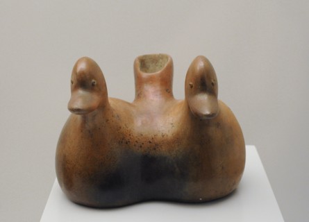 Geminated vessel depicting ducks