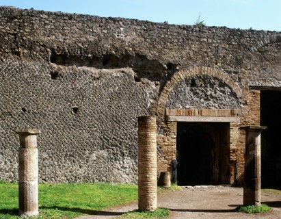 Pompeii, Ancient Roman city, Little Theatre or Odeon