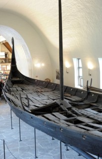 Oseberg Ship, Made in oak wood
