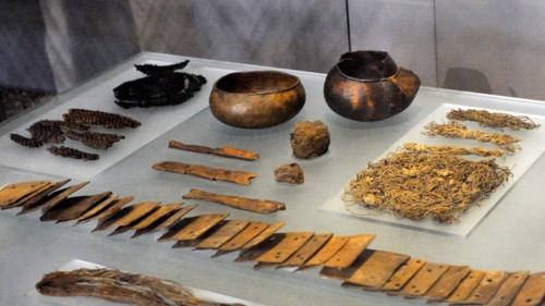 Group of tools used to weave