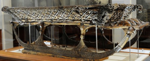 Viking sleigh
