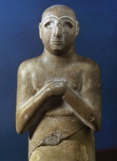 Statue of a priest king with later inscription