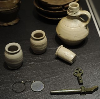 Group of ceramic objects belonging to a Beguine Community.