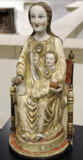 Virgin Mary with a Rock chrystal.