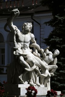 Copy of the famous sculptural group Laocoon and his Sons, located in front of the facade.
