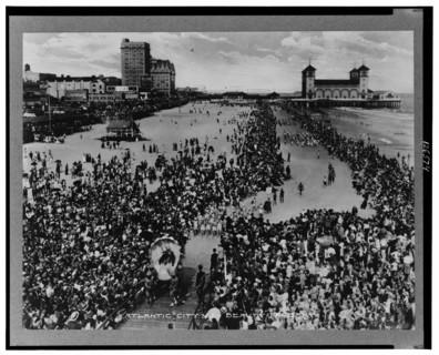 Atlantic City, N.J. - beauty pageant and crowd on the beach. 1920s.