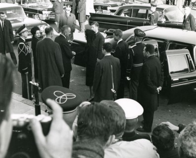 Funeral LBJ speaking to Jackie Kennedy