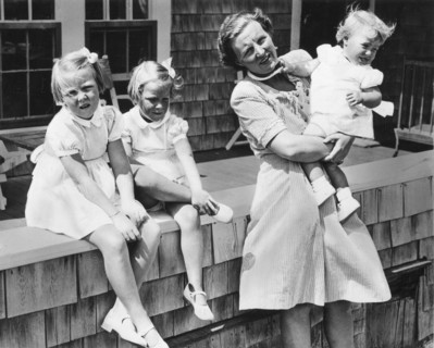 Princess Juliana & Daughters