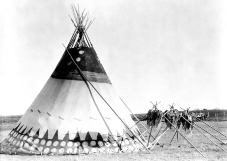 Edward S. Curits Native American Indians - Tepee on the plains of Alberta, Canada circa 1927 .