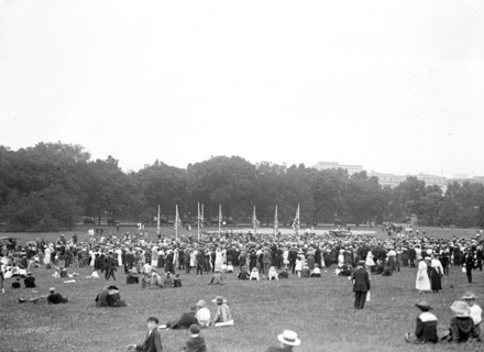 Confederate Reunion: Registration Day, crowds at monument grounds circa 1917.