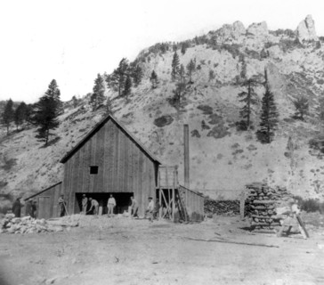 California History - Quartz Mill, Silver Mountain, Alpine County circa 1866 .