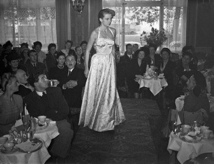 Fashion show Victoria Hotel -  circa October 18, 1947.