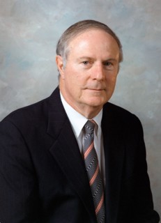 Dr. J. Wayne Littles served as director of the Marshall Space Flight Center from February 3, 1996 until his retirement from NASA, January 3, 1998 portrait.