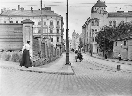 Helsinki street scene 1908.