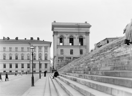The steps of St Nicholas' Church (now Helsinki Cathedral) 1908 Helsinki.