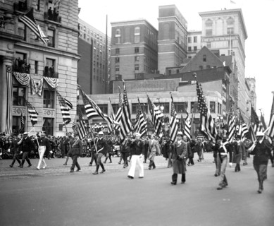 Franklin D. Roosevelt - Franklin D. Roosevelt inauguration. Parade. Presentation of flags -  Washington, D.C. March 4, 1933.