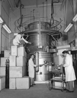 Atomic Energy Reactor