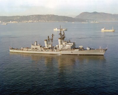 Guided missile destroyer USS MAHAN