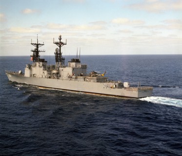 1976 - A port quarter view of the destroyer USS PAUL F