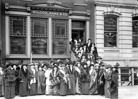 New Jersey Woman Suffragettes preparing to go to Washington