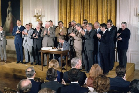 Jimmy Carter signs the Energy Bill